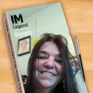 Meet your Posher, Debra